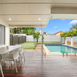 Nothling 66 Moffat Beach