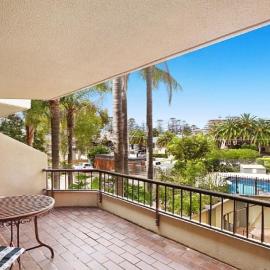 Terrigal Bay #9 Pool In Complex, Close To Beach Accom Holidays, hotel a Terrigal