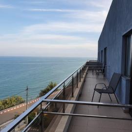 Seaside Inn & Suites, ξενοδοχείο σε Costinesti