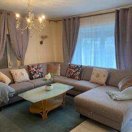 Sinan's Bio Tourismus Farm Appartement, hotel u gradu 'Betteldorf'