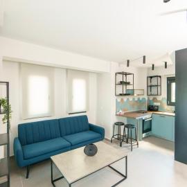 Lighthouse Apartments, hotel in Kriopigi
