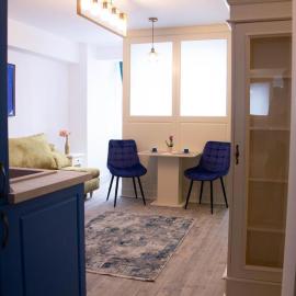 Blue Joy Bukovina Aparthotel, hotell i Suceava
