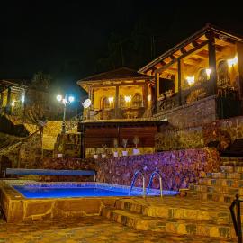 Safari Village Velingrad, hotel in Velingrad