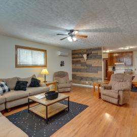 'Badlands Suite' < 1 Mi to Teddy Roosevelt Park!, hotell i Medora