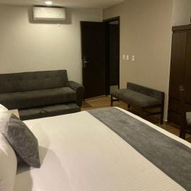 Hoteles Unico Express, hotel in León