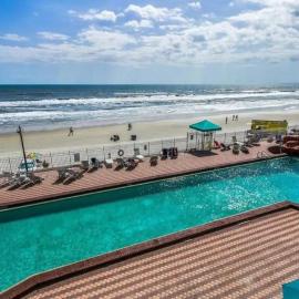Amazing Studio on Daytona Beach, hotel in Daytona Beach