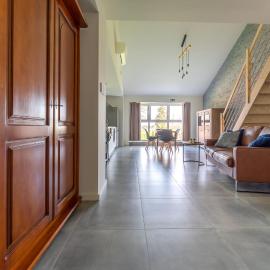 De Hoog Velden 13, hotell i Neerpelt