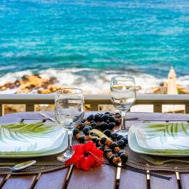 Dreamy True Oceanfront Condo - Hale Kona Kai 307 by Casago Kona