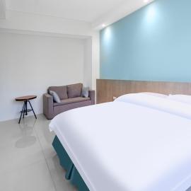 春雨漫居 Spring Rain Hostel, hotel a Meishan