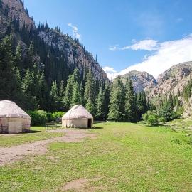 Yurt camp Nurlan, hotel sa Ekachat