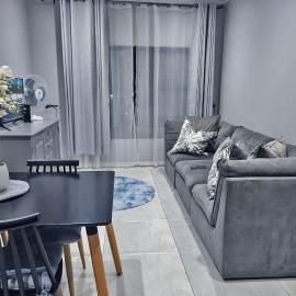 Clear Corner Suites, hotel di East London