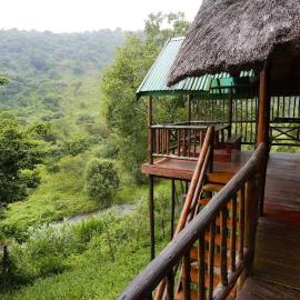 Treehouse River Lodge, hotel a Elangeni