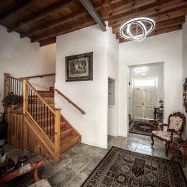 Edem Traditional House, отель в Ларнаке