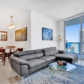 Sky-High Spacious Ocean View Condo 4 BDRS 3 BATH