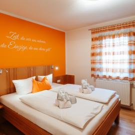 Burgls Apartmenthaus, хотел в Трополах
