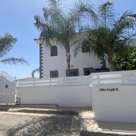 Villa Angel - Exotic Villa 200m From Beach, hotel in Paralimni