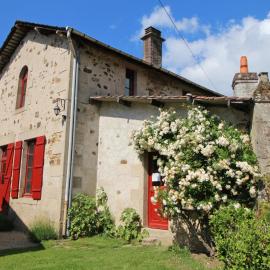 Le jardin, hotel in Saint-Priest-Taurion
