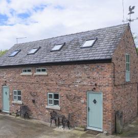 The Hoglets 2 by Together Travel - Luxury Cosy Cottage Retreat, Hotel in Goostrey