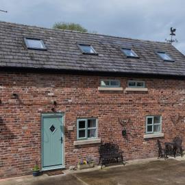 The Hoglets 3 by Together Travel - Luxury Cosy Cottage Retreat, Hotel in Goostrey