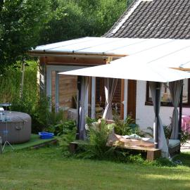 Naturist B&B The Little Paradise, hotel sa Morville