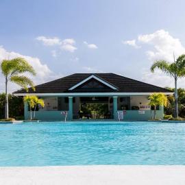 Choose To Be Happy at The Palms Richmond Estates Villa #170 - 3-BR w Pool, hotell sihtkohas Banks