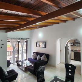 amplio apartamento en envigado, hotel in Envigado