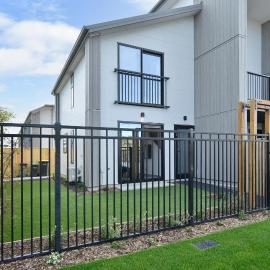Sea air and Sandy Beach, beautiful 1 bed 1 bath, hotel in Christchurch