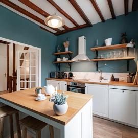 Les Mansardes : Duplex champenois typique et cosy, hotel a Ay