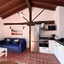Apartamentos Camino del Norte, hotel in Cóbreces