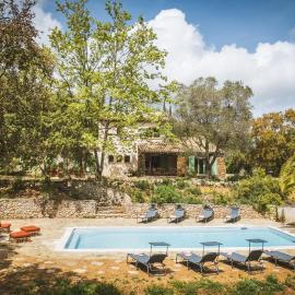 Unique à gassin : 1,5 ha, 4 suites : la campagne au cœur de st tropez