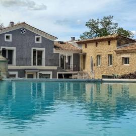 Villas de La Ferme Du Gros Noyer, ξενοδοχείο σε Malaucene