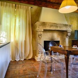 Relais Corte Guastalla Apartments, hotel en Sona