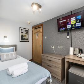 New Lodge Contractor Accommodation with Free Parking