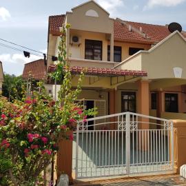 Homestay Melaka Bukit Beruang, hotel in Ayer Keroh