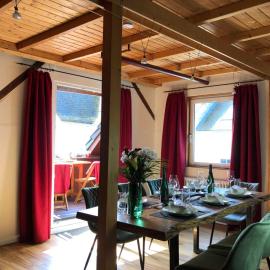Ferienhaus-Am-Alten-Stadttor, готель у місті Едіґер-Еллер