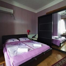 GuestHouse LILIA &Wine Celler, hotel Telavi városában
