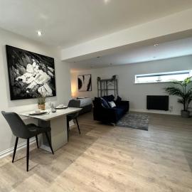 The Cottage, hotel in Saint Annes on the Sea