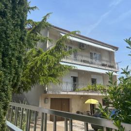 LOTUS Holiday Apartment in Škrljevo