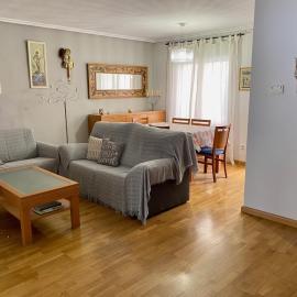 Acogedor y céntrico apartamento en Jaca - Wifi, hotel in Jaca