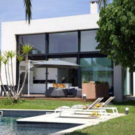 Villa Luxe Oasis, hotel u gradu Obanj