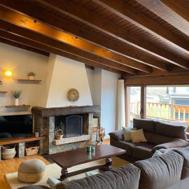 Ático en Llivia, hotel em Llivia