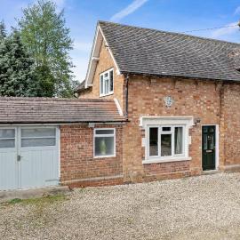 Wheelbarrow Cottage