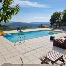 Casa de Férias V6 com piscina