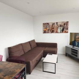 Hazel 1-Bedroom Flat, Parking, WiFi, Netflix, Prime location