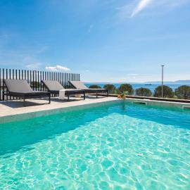 Luxury Villa Ole with Pool