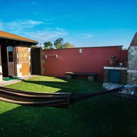 Casa independiente con chimena, jardín y barbacoa, hôtel à Santander