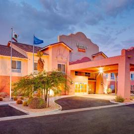 Fairfield Inn & Suites Twentynine Palms - Joshua Tree National Park, Hotel in Twentynine Palms