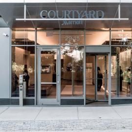 Courtyard by Marriott Long Island City/New York Manhattan View, viešbutis Kvinse