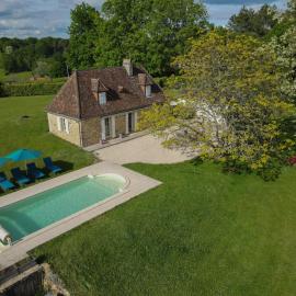 Gite de La Girode, hotel en Rouffignac Saint-Cernin