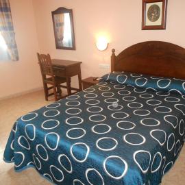 Hostal El Polígono, hotel Lucenában